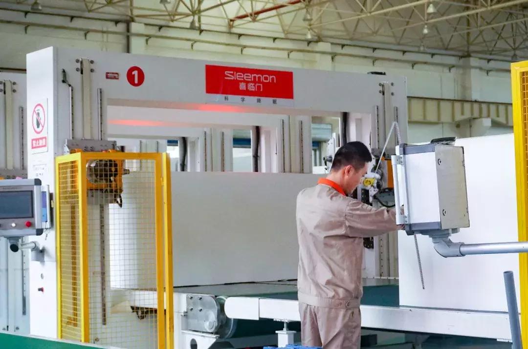 谋划6年,悄悄收集2.5万个体型数据,这个浙江人居然只为卖床垫!