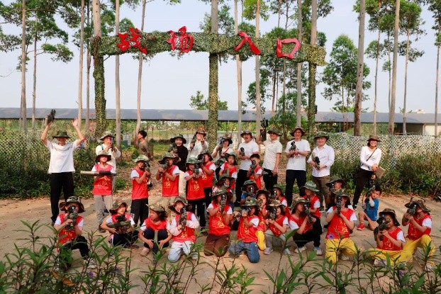 东莞东城万达亲子活动,亲子足球嘉年华广州上演