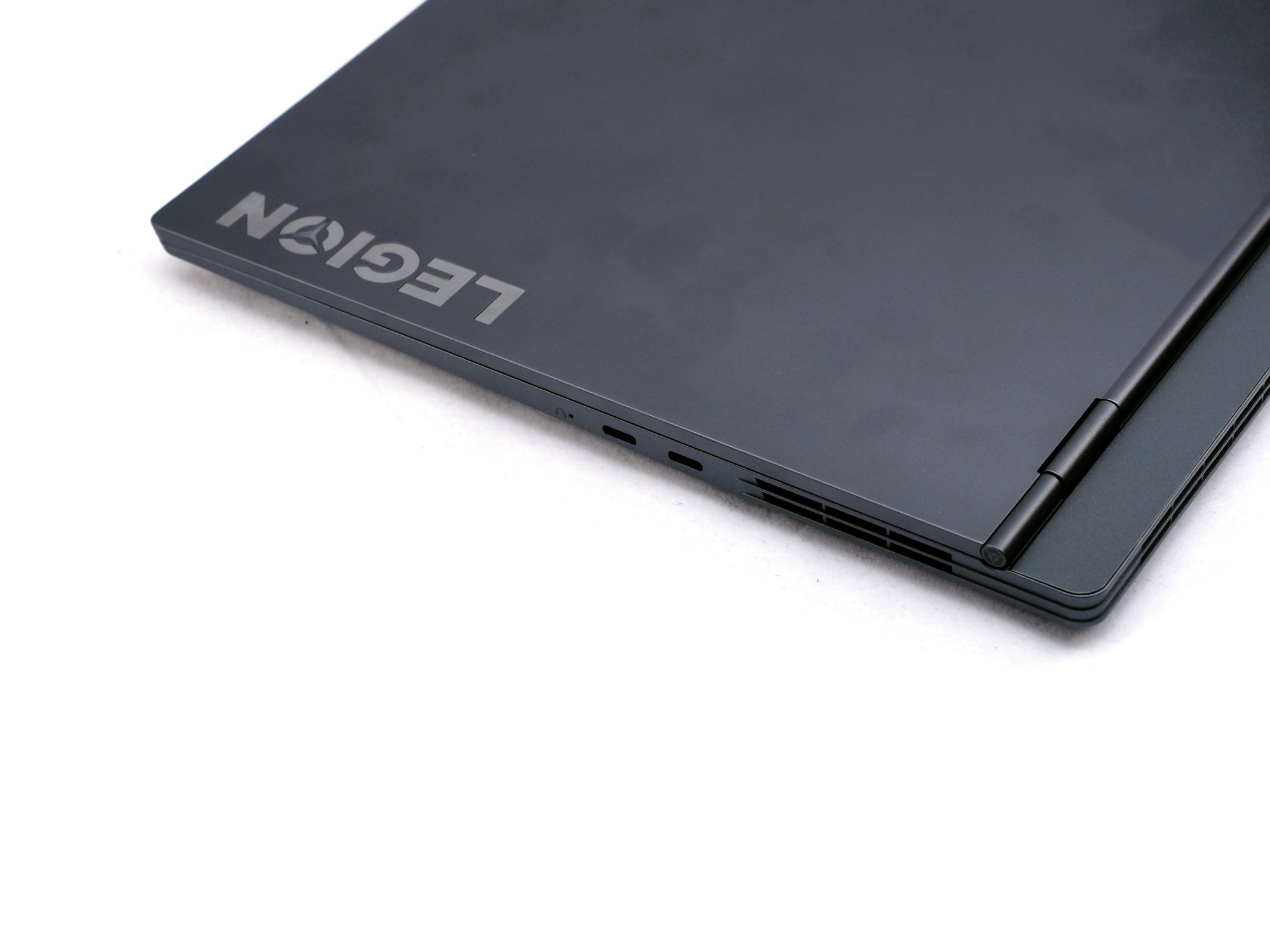 联想拯救者r9000p游戏本全面评测,轻薄电竞本联想拯救者r9000x