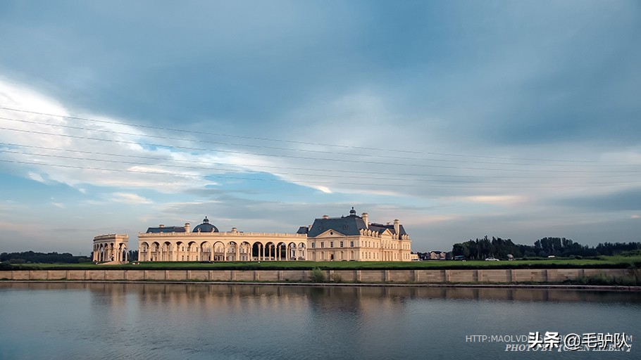 北京-拉菲特城堡文化主题公园