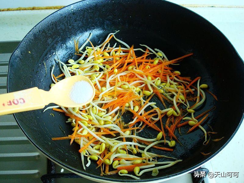 怎么炒河粉才是最好吃的,炒河粉不粘锅的做法详细图文步骤