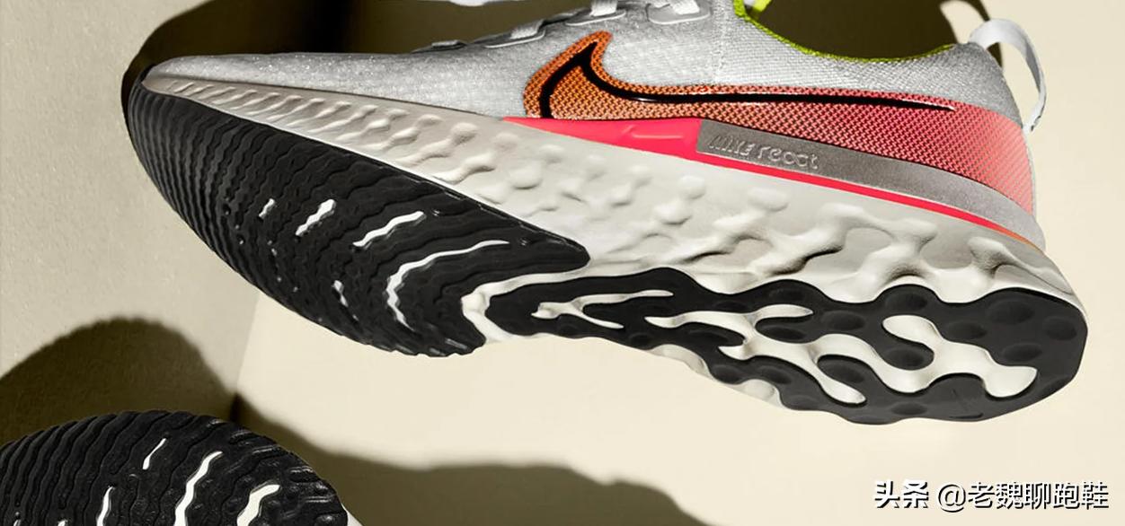 耐克与亚瑟士跑鞋对比,穿了好多年的耐克鞋