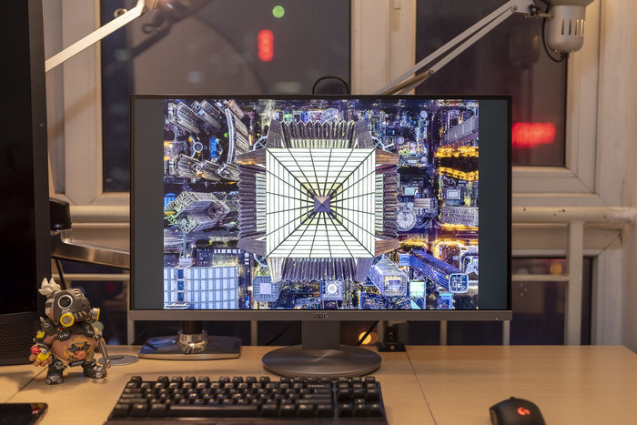 2019年2000元显示器推荐,两千块钱的4k显示器能买吗