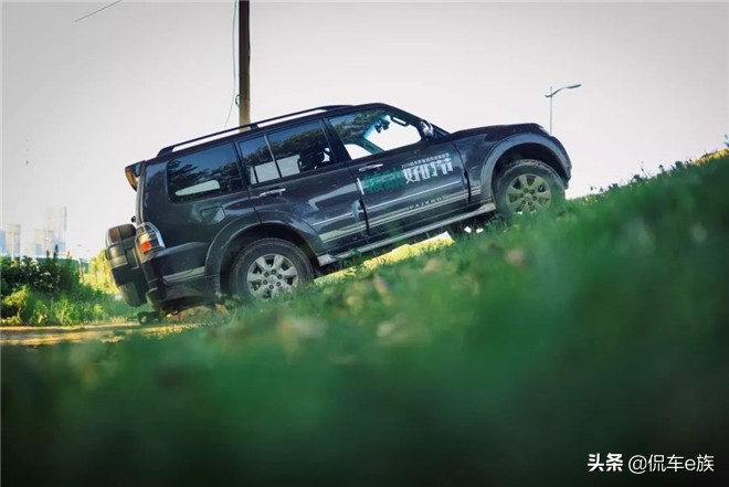 试驾三菱帕杰罗2021款山猫,2020三菱帕杰罗v97试驾