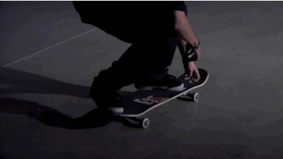 滑板kickflip教学,滑板尖翻之前可以做的动作