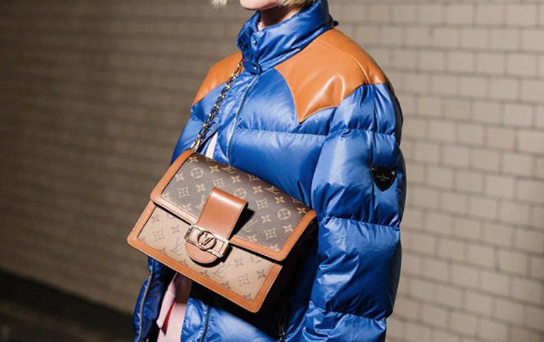 今年流行夏季时尚百搭小众小方包,最近流行大牌女套装