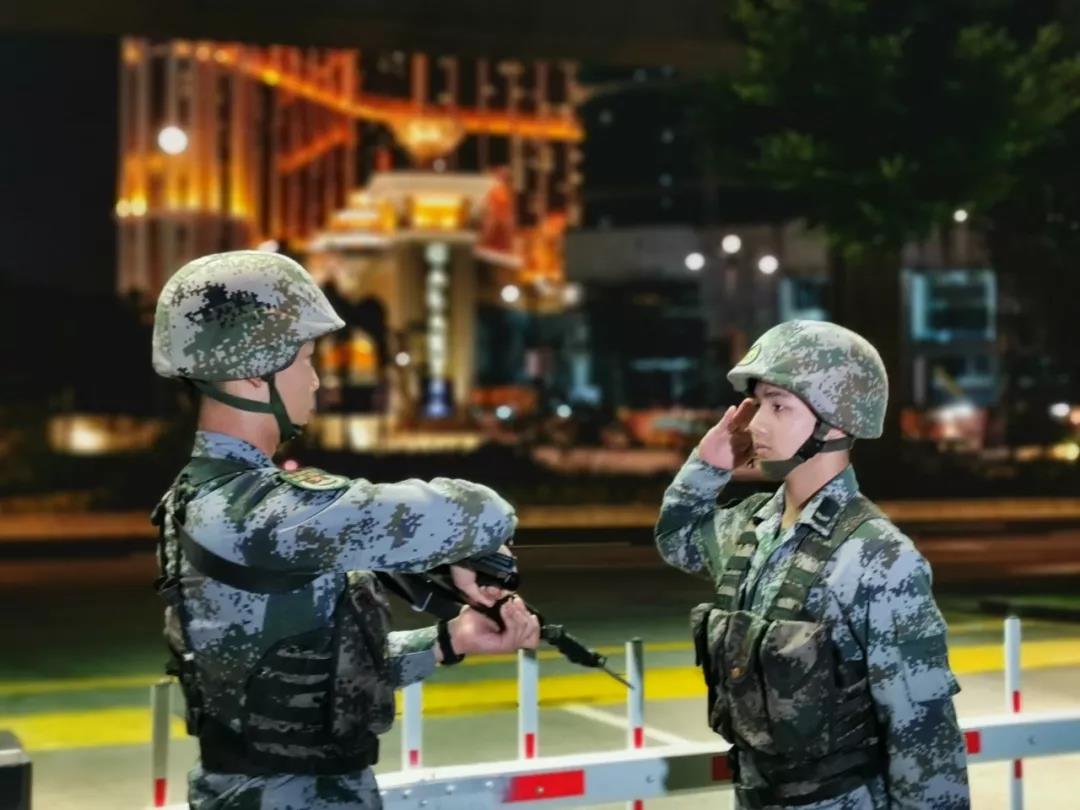 时隔五年，习主席再次视察这支部队