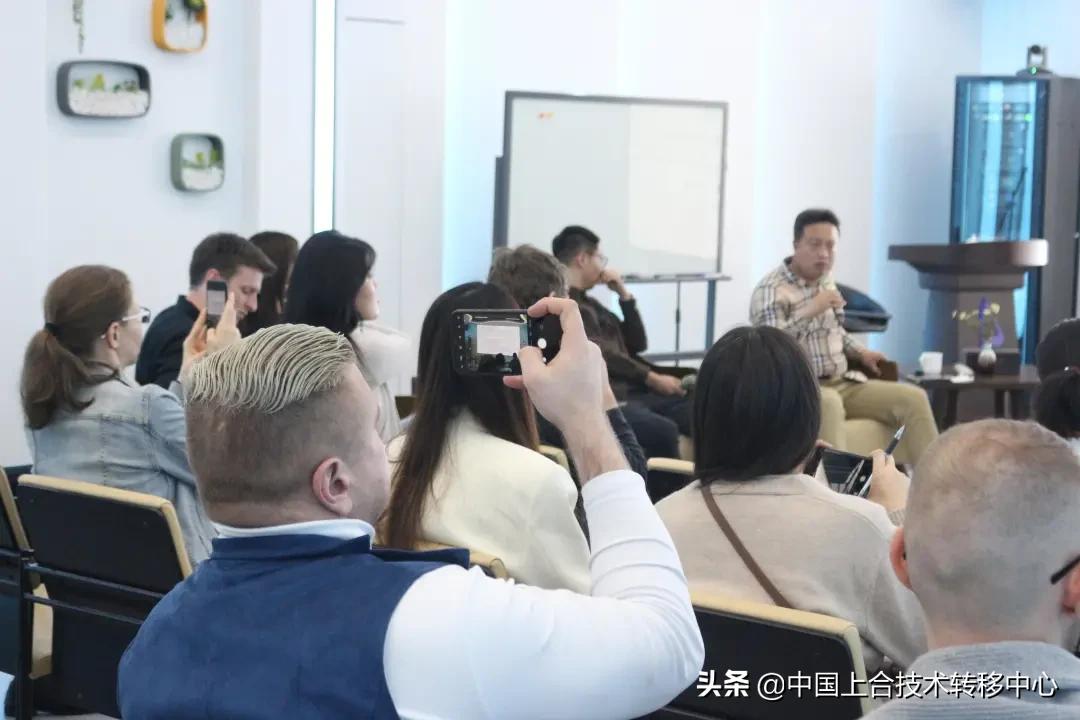 简报｜青岛国际技术交易市场开办来华签证主题沙龙服务外国创客