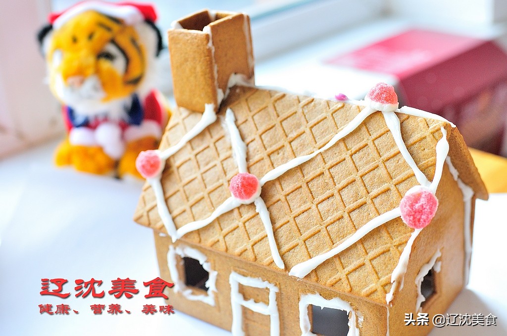 在宜家找到一个能吃的房子，一边拼接一边吮手指头