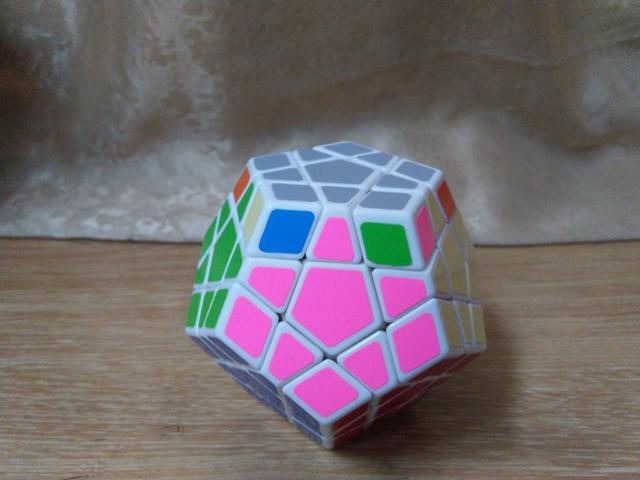 教我玩魔方的手法,我和魔方有个约定