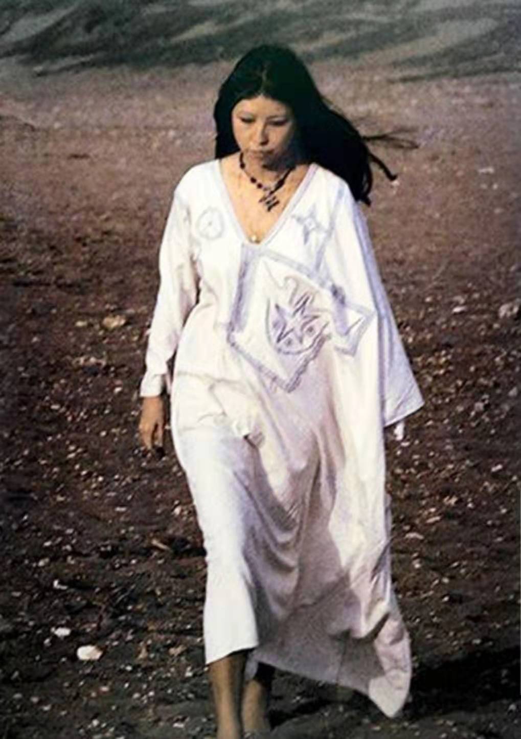 三毛撒哈拉的故事经典语录,三毛在撒哈拉沙漠时期作品