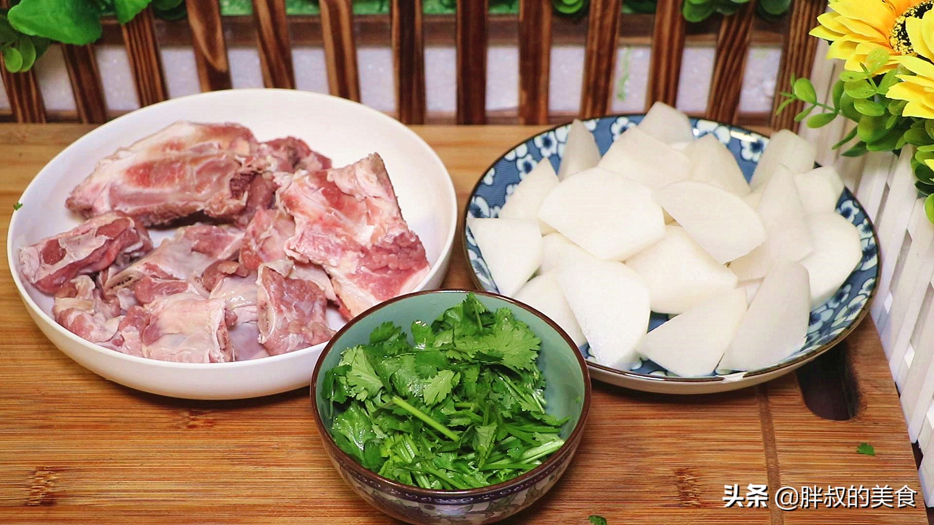 最好喝的牛骨汤做法,简单的牛骨汤家常做法