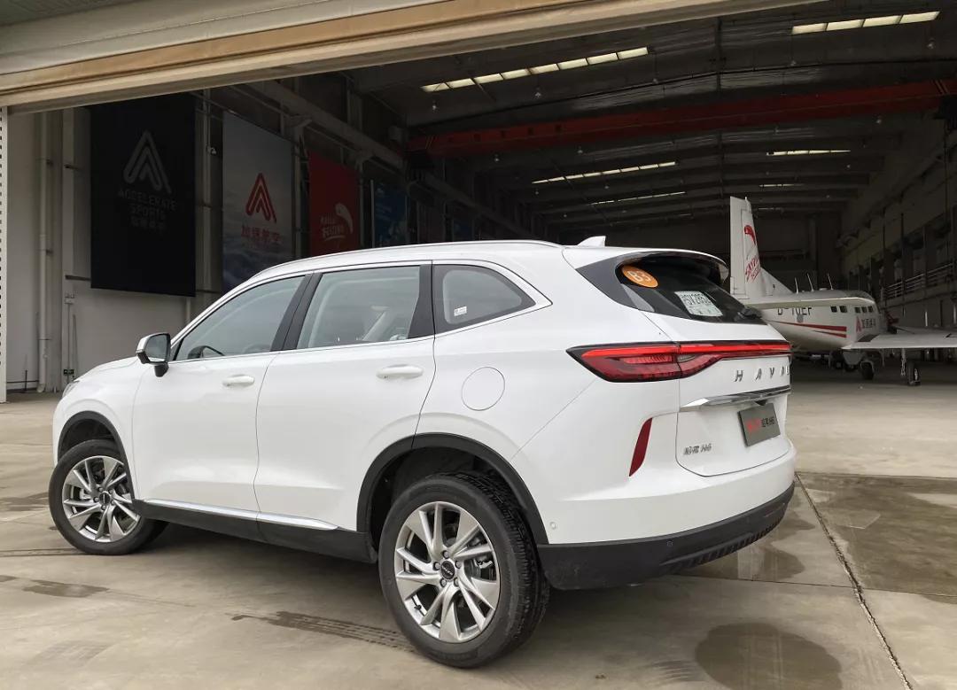 深度分析第三代哈弗h6,实惠又科技感满满的第三代哈弗h6