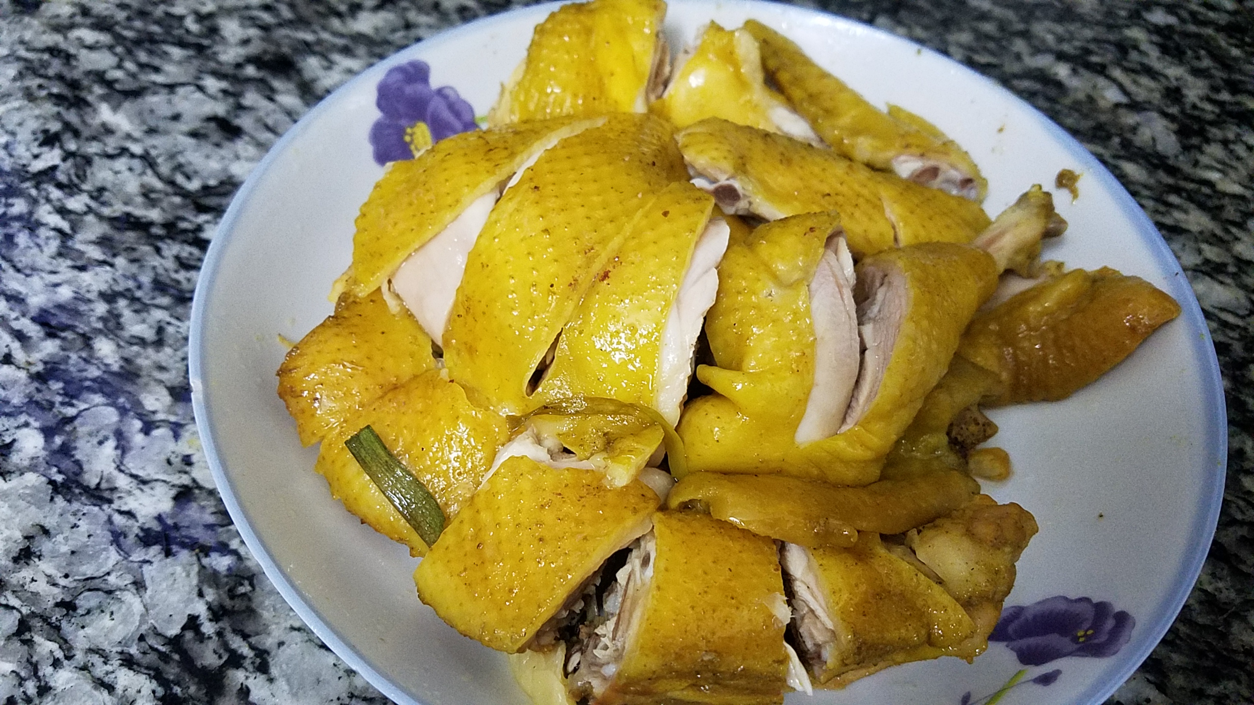 广东正宗的水煮盐焗鸡,广东用盐的盐焗鸡爪的正宗做法