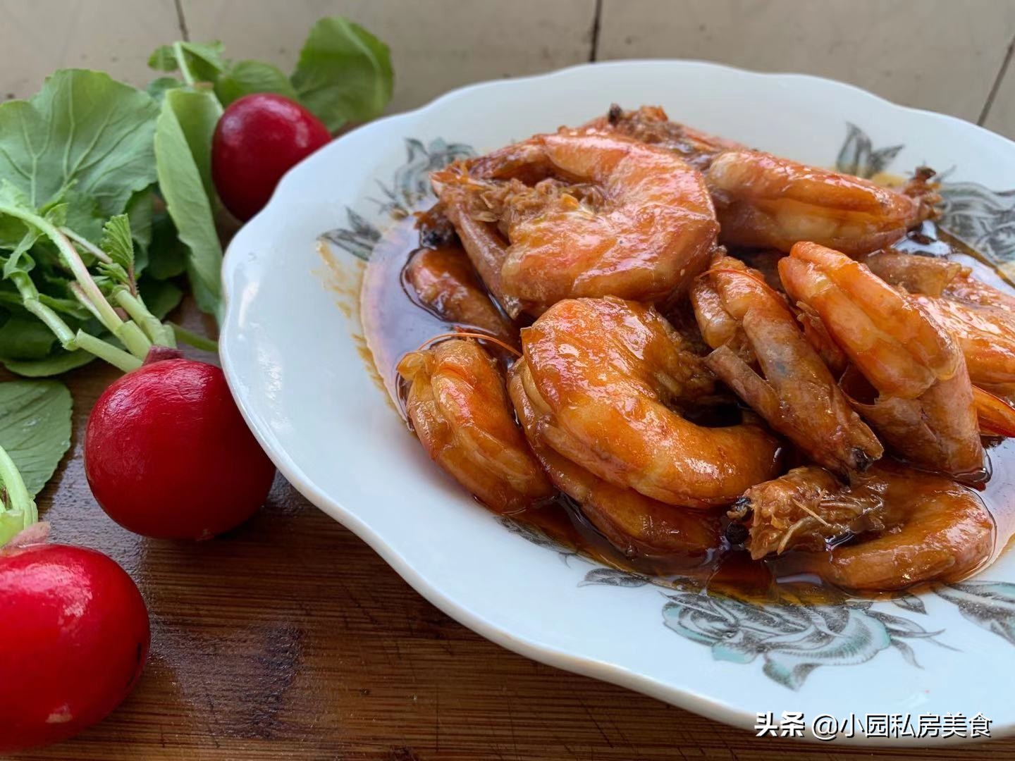 年夜饭必备的家常菜蒜蓉大虾,海鲜大虾红烧怎么烧最好吃