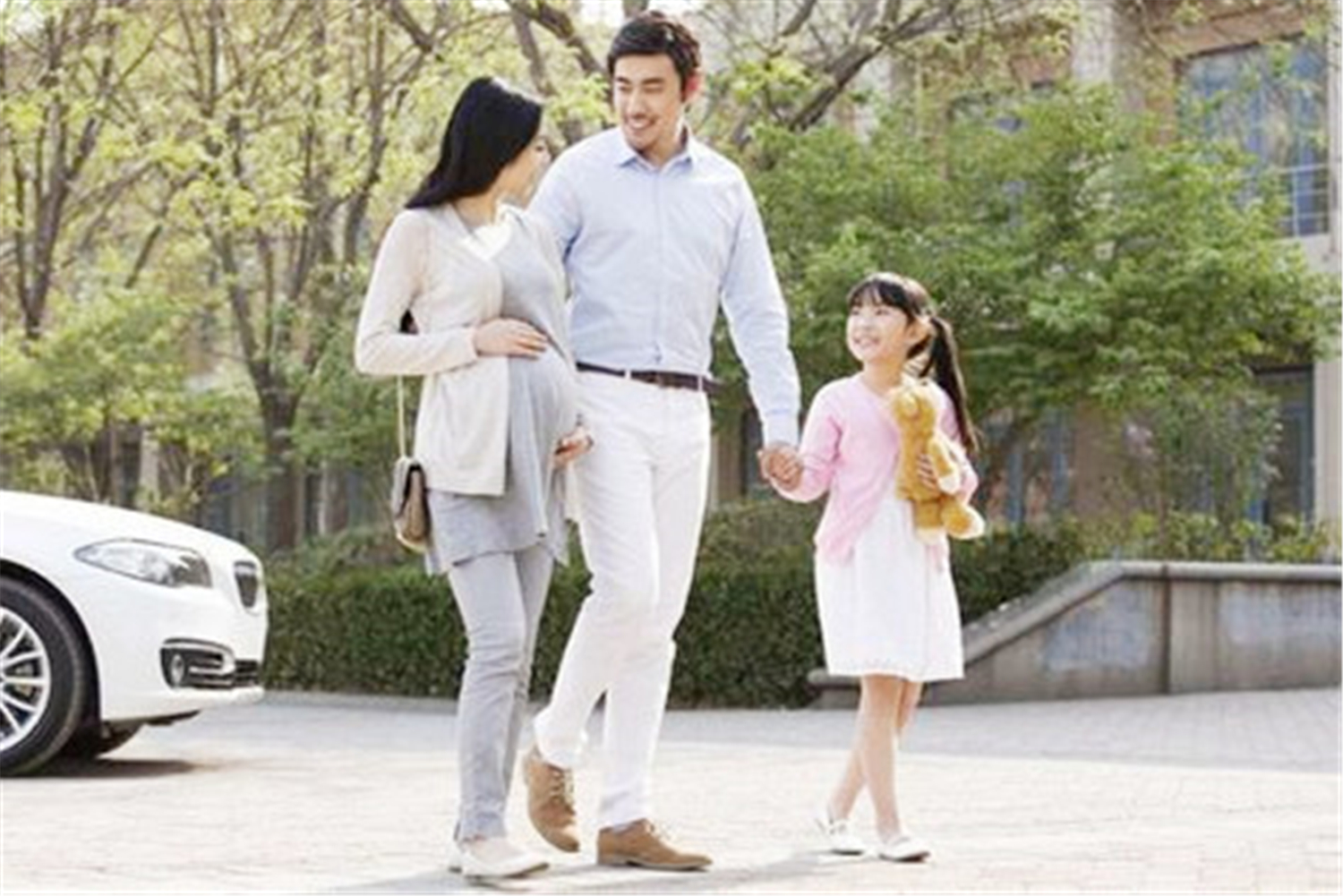 孕晚期下腹痛是什么原因,孕晚期感觉腹痛是要生了嘛