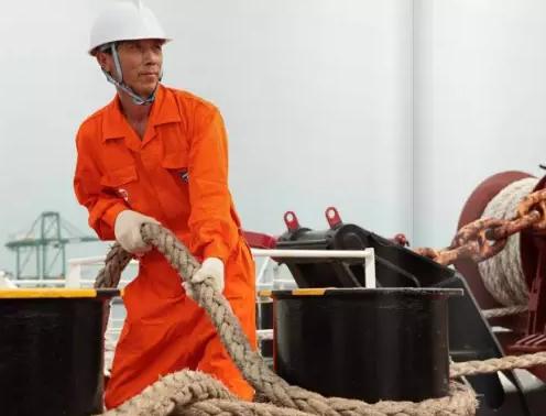 海员生活条件,海员的工作危险不危险