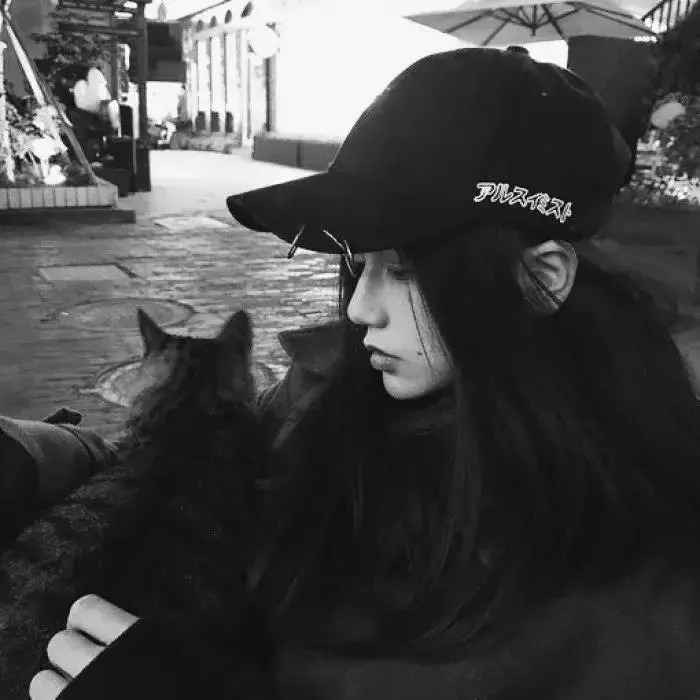 黑白灰微信头像,黑白灰头像含义