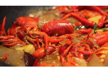 看到了就如获至宝定会买回家，配上剁辣椒炒一盘，酸辣滑嫩好过瘾