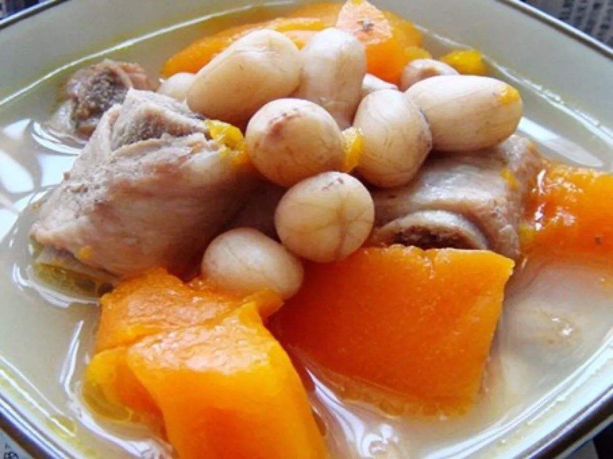 木瓜板栗花生排骨汤怎么做的,花生木瓜排骨汤的做法视频