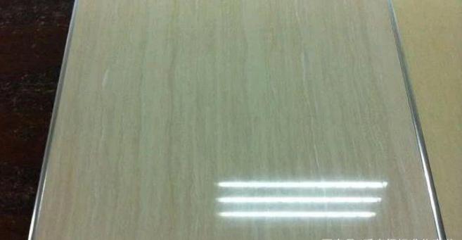 家里铺什么瓷砖好用又便宜怎么选,抛釉砖和通体砖哪个好瓷砖怎么选