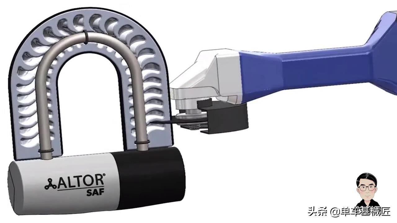 这应该是最大的自行车车锁了，据说可以防御任何攻击