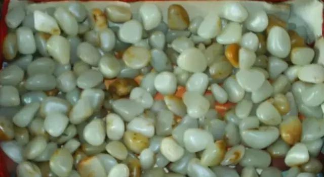 金镶玉骗局怎样假一赔三,金镶玉骗局套路当场回收