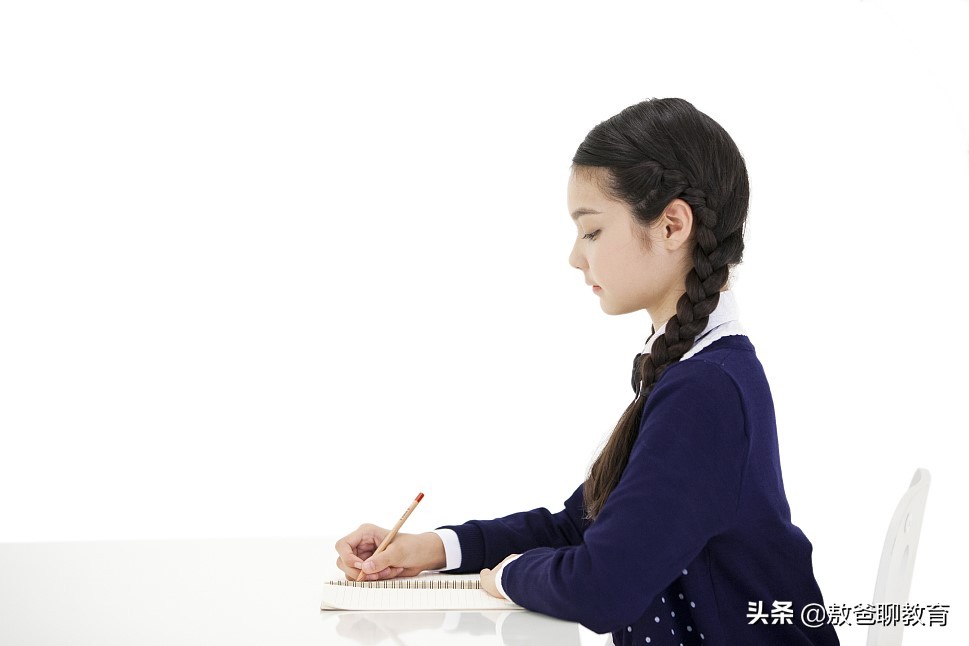 如何让孩子坚持练字,小孩练字不专心怎么办