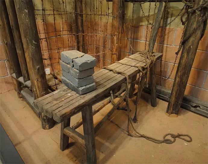 椅子有幸入选两千年最伟大的发明,椅子发明前古人是怎样生活的