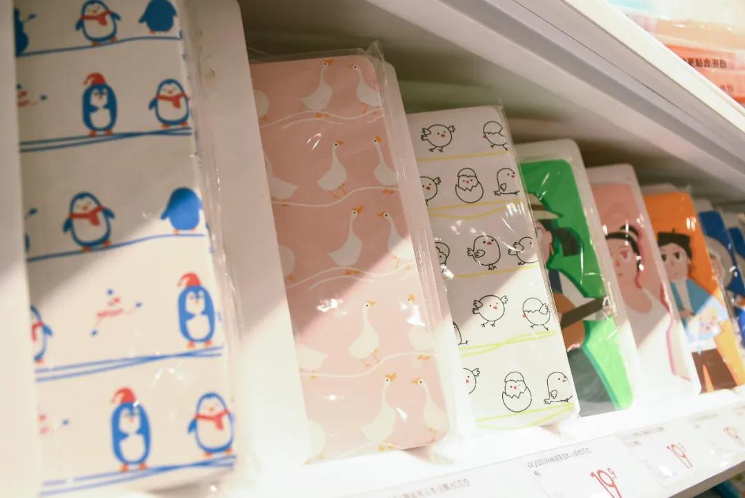 逛遍乌鲁木齐,逛遍全球便宜文具店