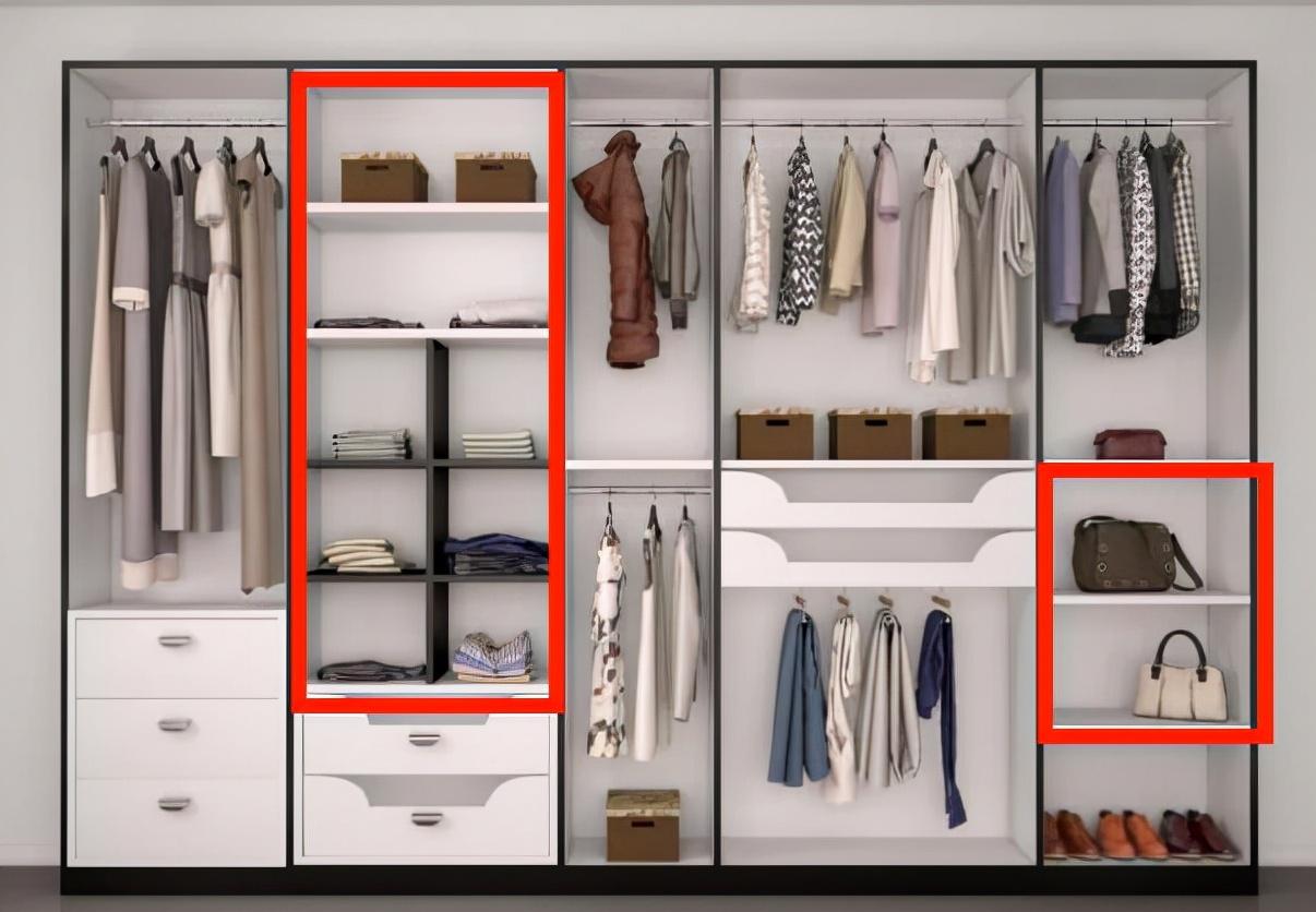 卧室整体定制衣柜与成品衣柜,新房子买成品衣柜还是定制衣柜