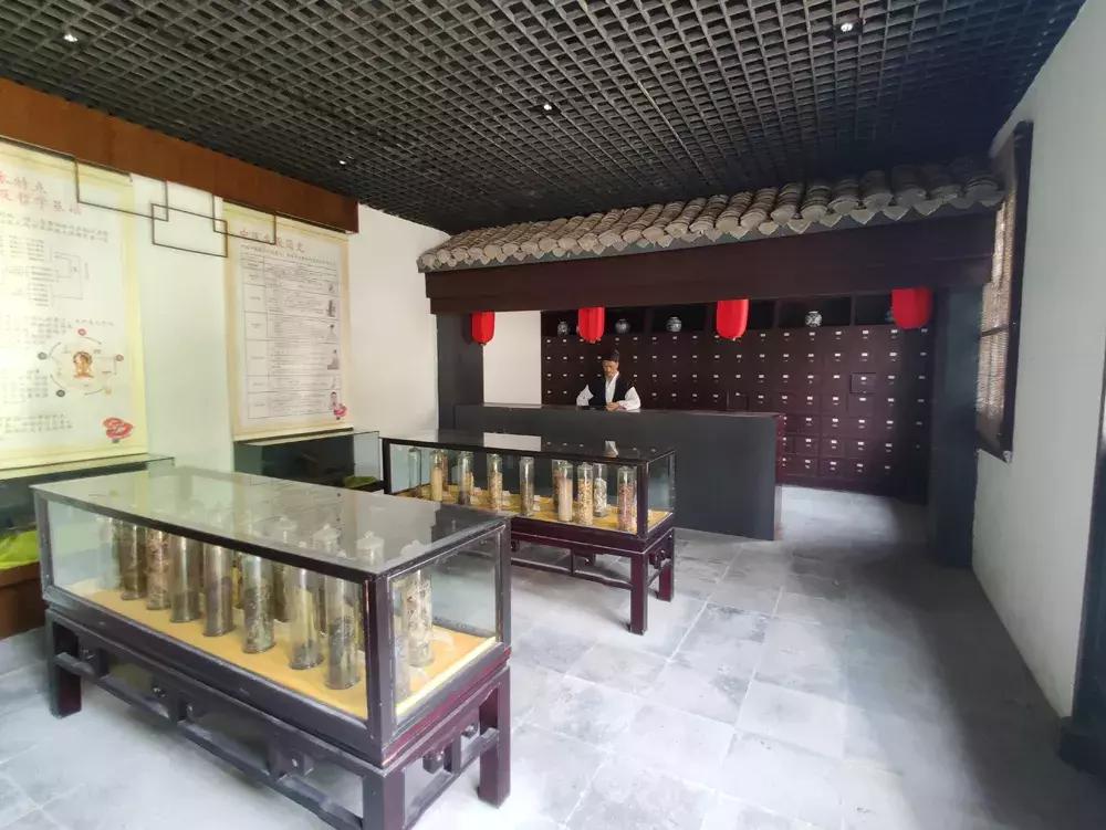 吴鞠通中医馆还看病吗,吴鞠通中医研究院看不孕怎么样