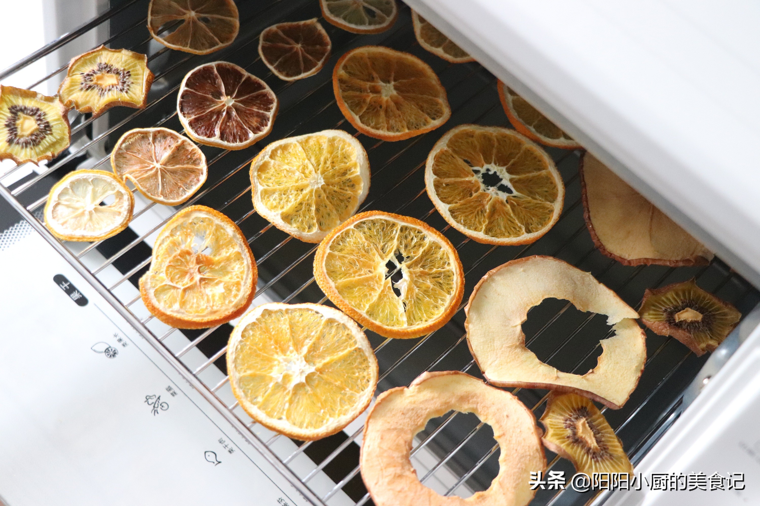 自制简单小零食可外带不用黄油,自制小零食简单易做不用烤箱冬天