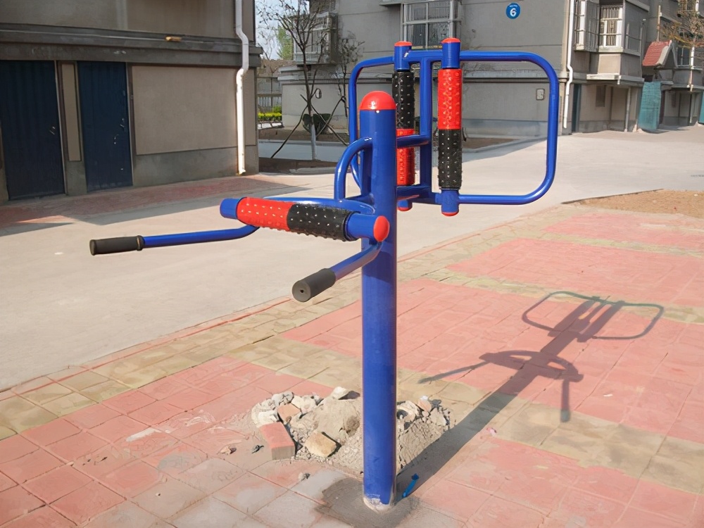 小区（户外）最常见的12款健身器材，看下你能玩转几个？