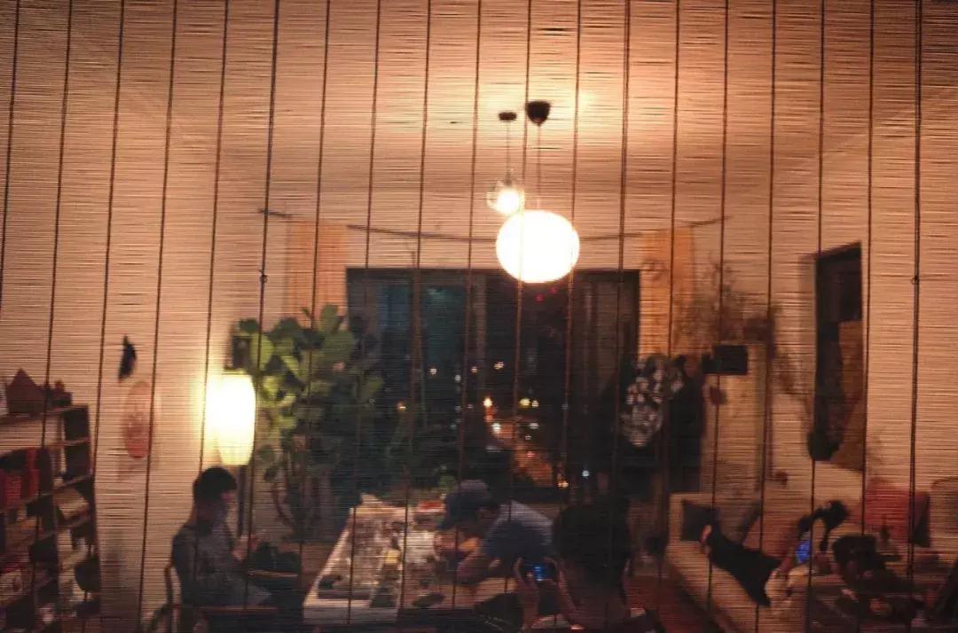 家具不要买太多极简生活,家具都是捡来的