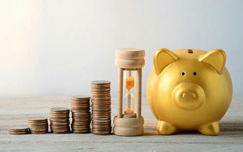 花式存钱成为年轻人新的理财方式,老一辈和现在年轻人的存钱方式