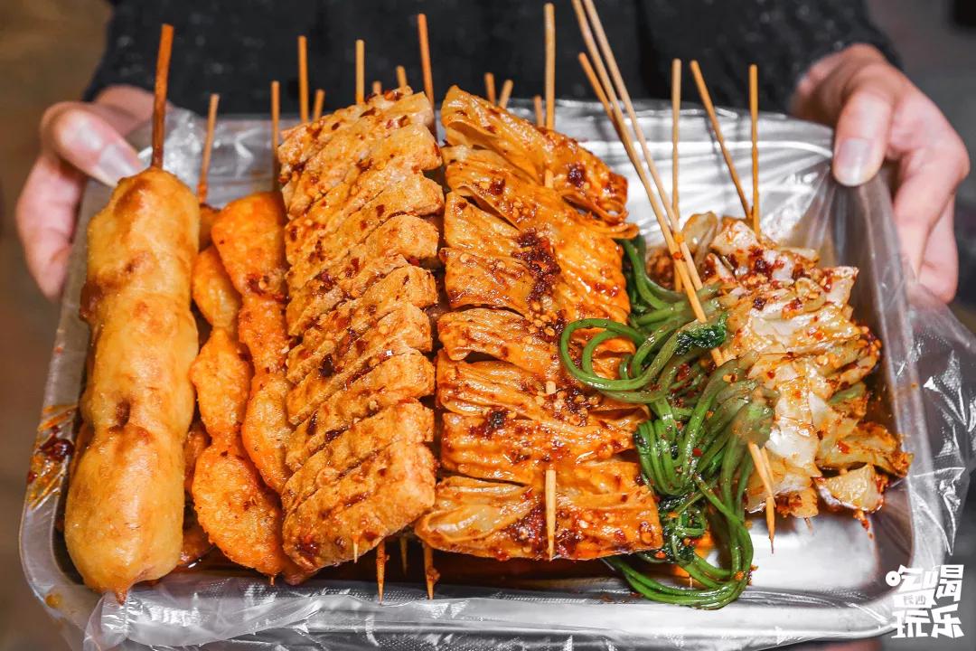 长沙最好吃的炸物店,长沙生意超火爆的油炸店