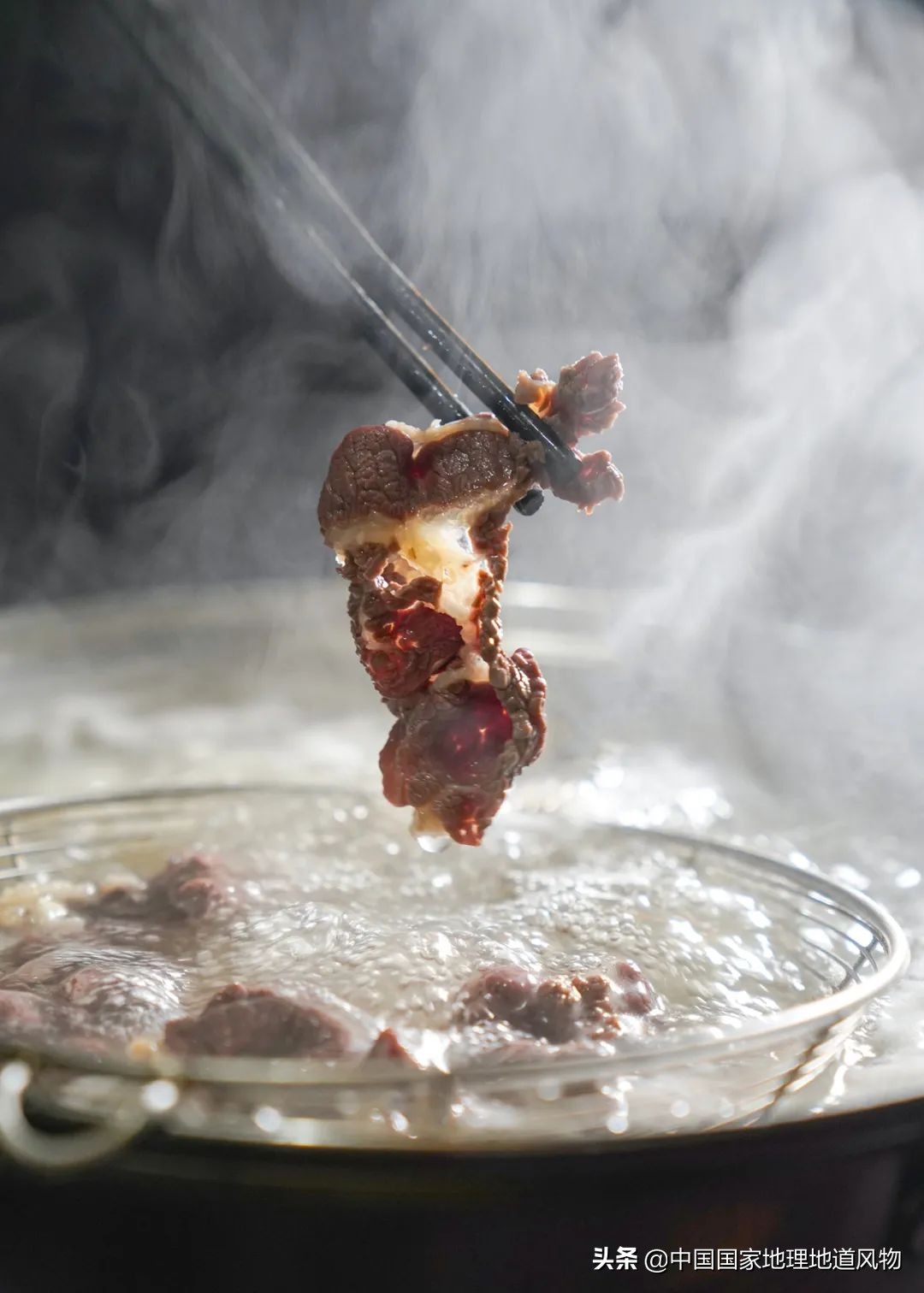 广东潮州为什么叫中国瓷都,广东潮州菜好吃吗