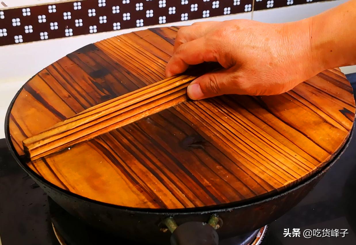 煮饺子的正确方法开锅煮皮,蒸饺饺子皮的做法和面技巧