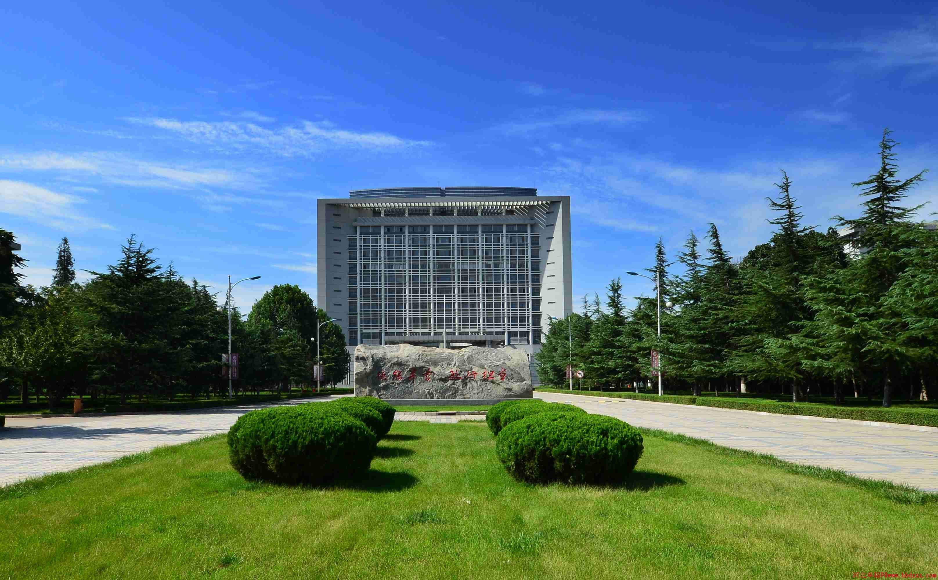 就业好分数不高的专科学校,考不上一本有哪些好专业