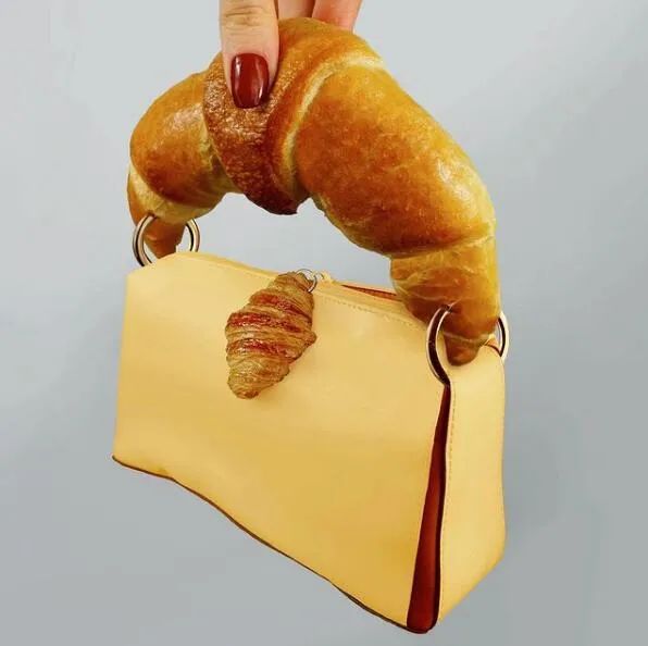 有点诱惑！外国美女设计师拍的“人体”艺术，够大胆，脑洞大开