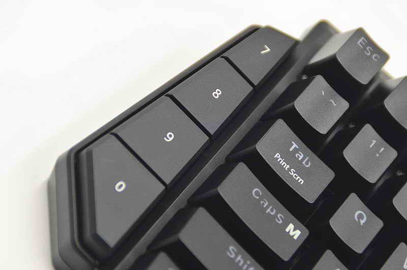 鐩栦笘灏忛浮鎺屾満鐜╁湴骞崇嚎,灏忛浮鏈烘閿洏璇勬祴