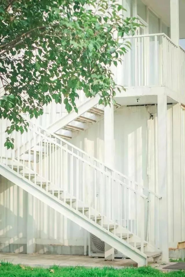 西安欧亚学院有贵族学校吗,西安欧亚学院是国家的吗