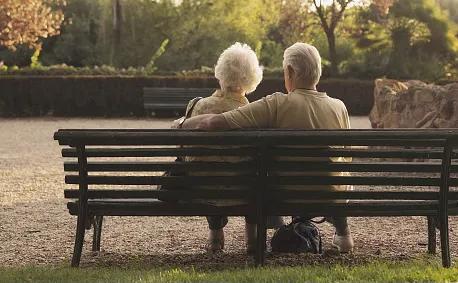 同居式养老有哪些,什么是同居式养老你怎么看待