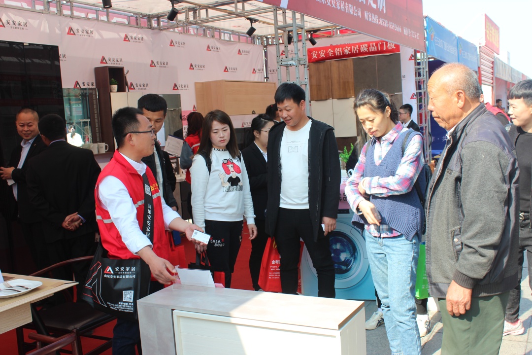 安安全铝全屋定制出口,广东佛山安安全铝家居