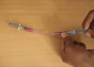 穷人的乐高什么样?印度大佬用垃圾做的玩具,火了