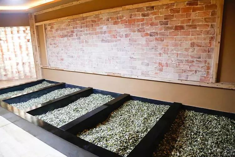 清爽汗蒸温泉,汗蒸和泡汤泉