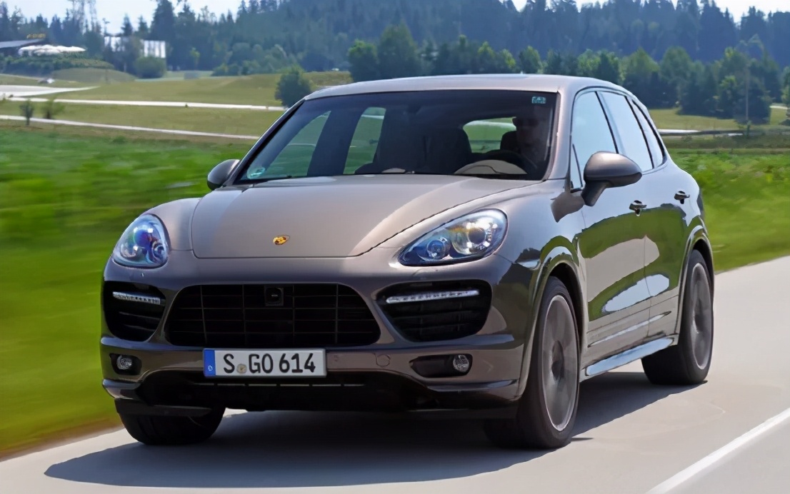 保时捷卡宴一共有几代车型,保时捷卡宴一共几代