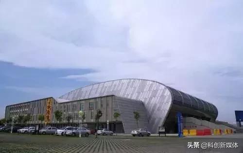 各个皆风景！红凤巢玉如意……吸睛的二青会场馆