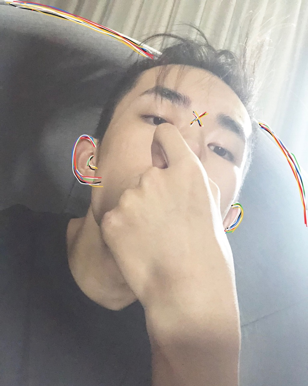 易烊千玺让人喜欢的10个理由,如何客观的评价易烊千玺的长相